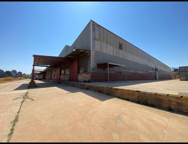 13,000M² WAREHOUSE FOR SALE IN TECHNIKON